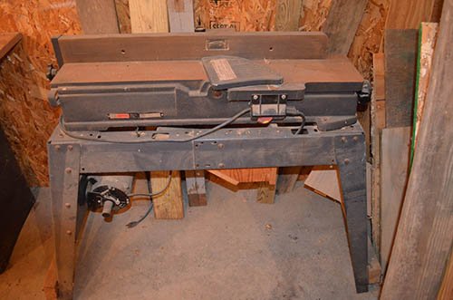 Property photo 81 - Personal Property Auction, Tractor & Implements, Cars, Lawn & Garden, Hunting & Fishing, Guns, Antiques & Collectibles, Household